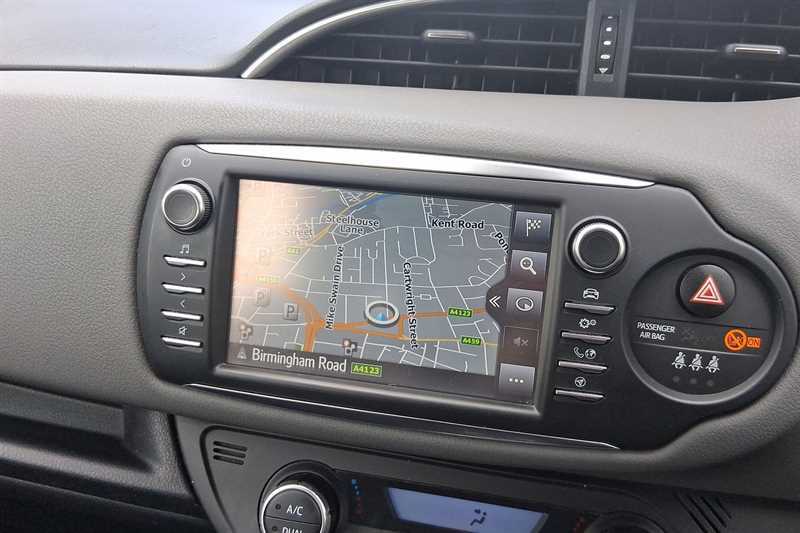 Toyota Yaris 1.5 Hybrid Icon Tech Cvt Blue