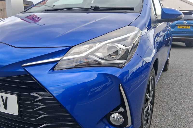 Toyota Yaris 1.5 Hybrid Icon Tech Cvt KX19JOV Blue #4