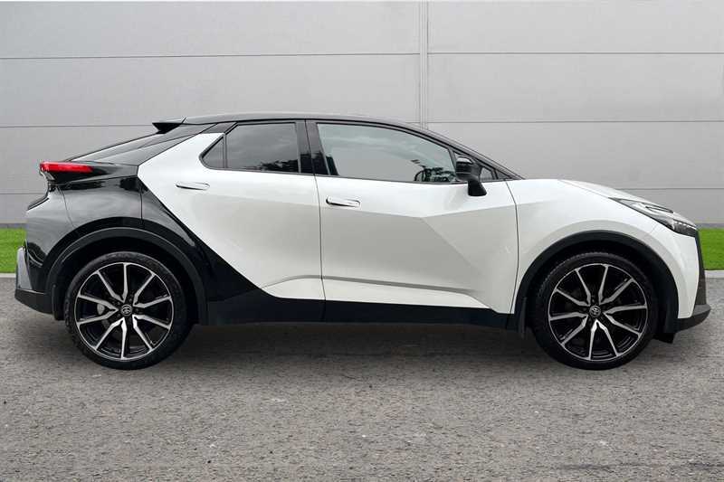 Toyota C-Hr 2.0 Hybrid Gr Sport Cvt VK24EZA White #3