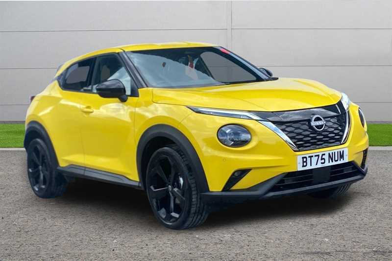 Nissan Juke 1.6 Hybrid Tekna Yellow