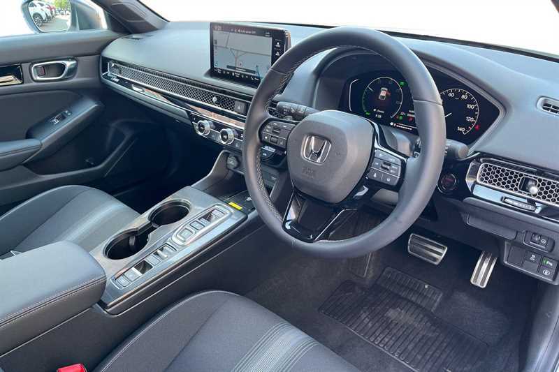 Honda Civic 2.0 Ehev Sport Cvt RA25GUJ White #4