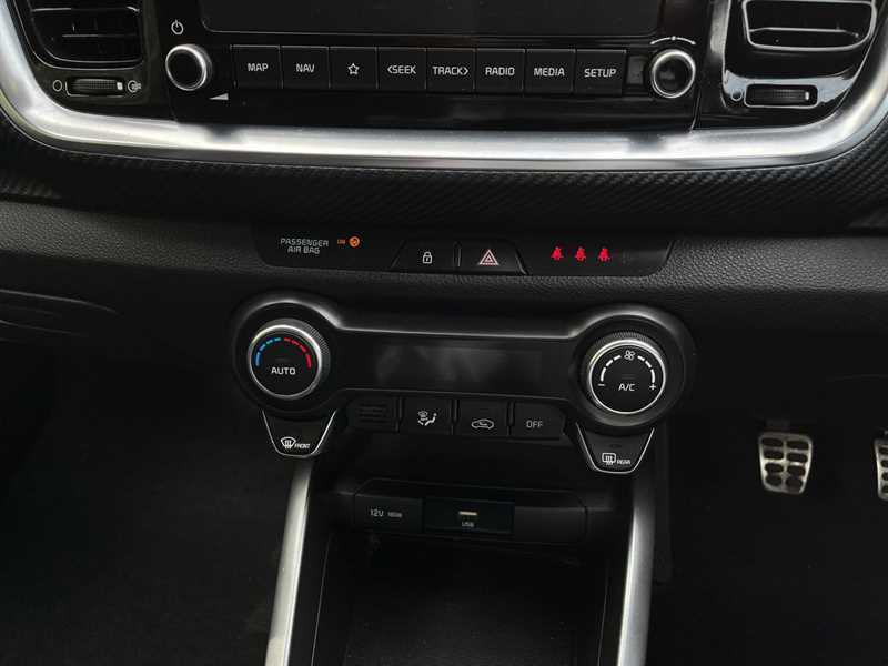 Kia Stonic 1.0T Gdi 48V Gt-line YC71VVK White #4