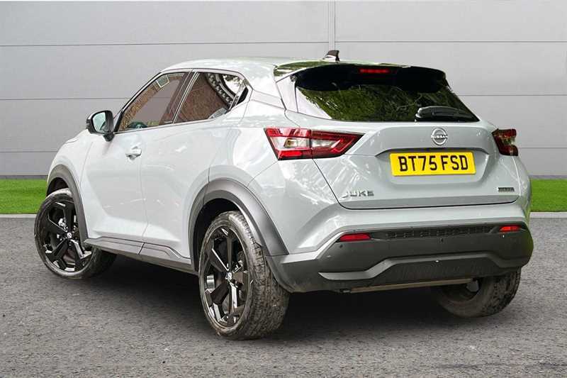 Nissan Juke 1.6 Hybrid Tekna BT75FSD Grey #2