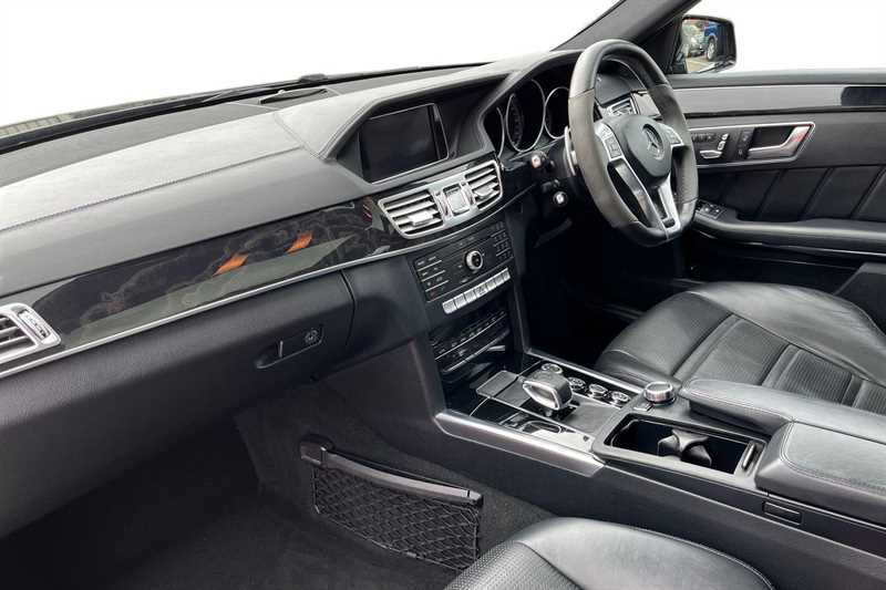 Mercedes-Benz E Class E63 5dr Auto KM65GYX Black #2