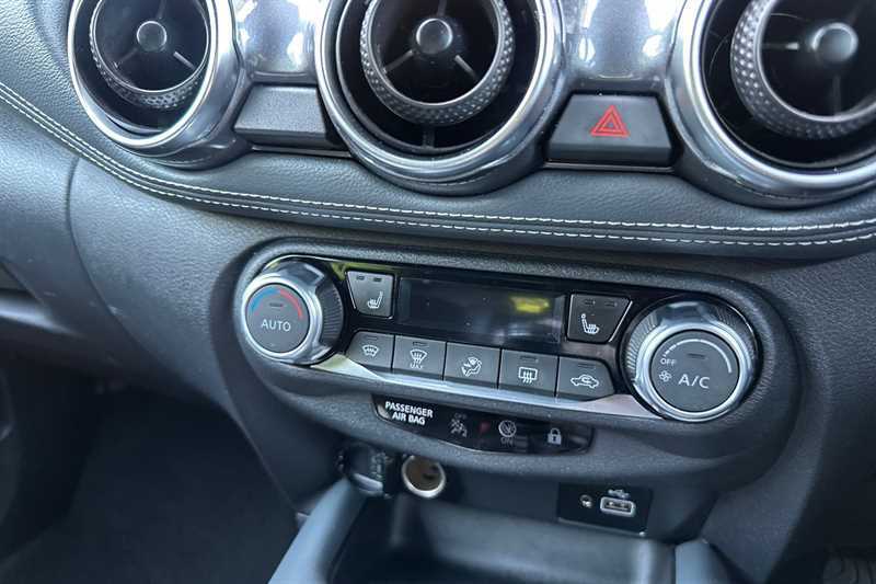 Nissan Juke 1.0 Dig-t Tekna Black