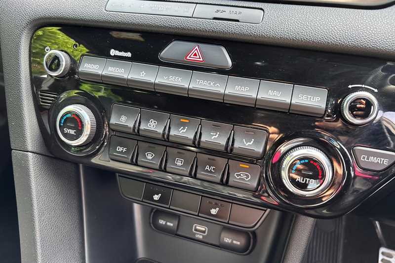 Kia Sportage 1.6T Gdi Isg Gt-line KT19VZH Black #3