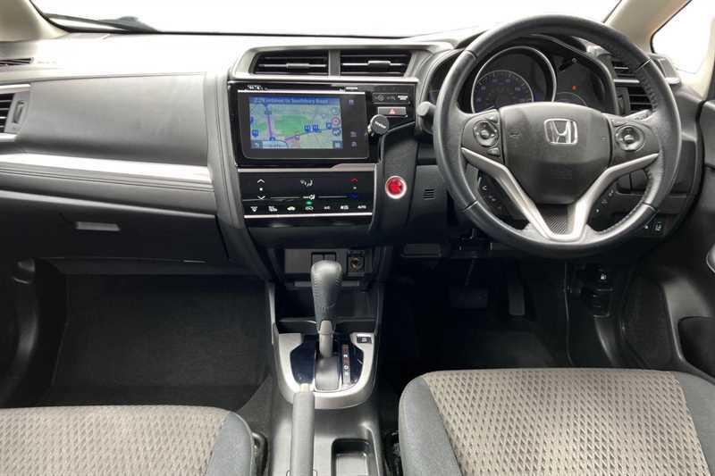Honda Jazz 1.3 I-vtec Ex Navi Cvt ND19GUX Grey #4