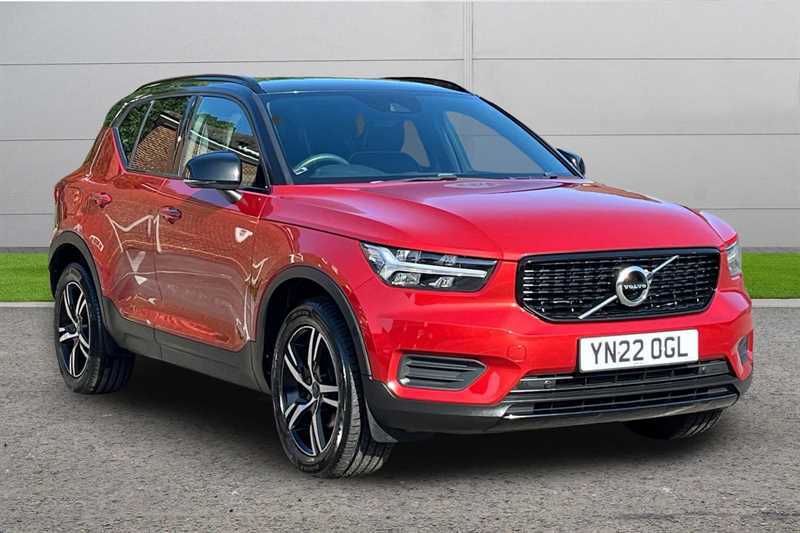 Volvo XC40 1.5 T3 163 R Design Red