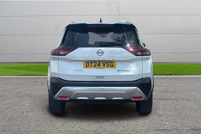 Nissan X-Trail 1.5 E-power E-4orce 213 Tekna 7 Seat DT24VSG White #4