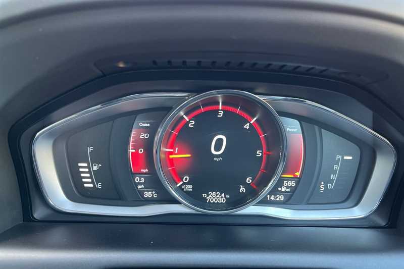 Volvo XC60 D4 190 Se Lux Nav Geartronic NX65ZBL Brown #2
