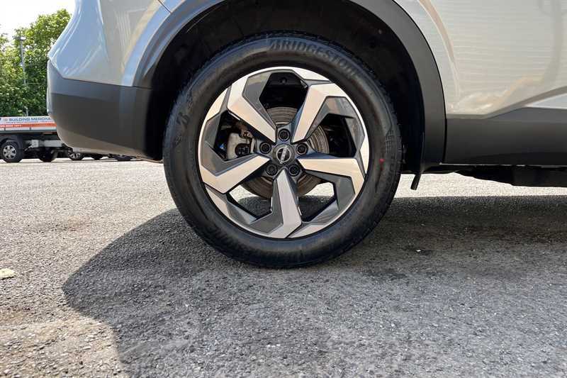 Nissan Qashqai 1.3 Dig-t Mh N-connecta Silver #6