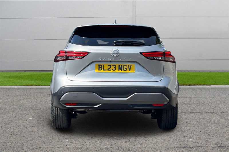 Nissan Qashqai 1.3 Dig-t Mh N-connecta Silver #4