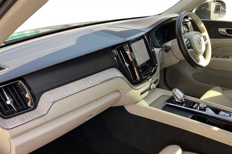 Volvo XC60 2.0 T6 Recharge Phev Inscription Awd RE21JYF Grey #2