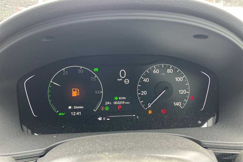 Honda Civic 2.0 Ehev Elegance Cvt LP25DMF White #2