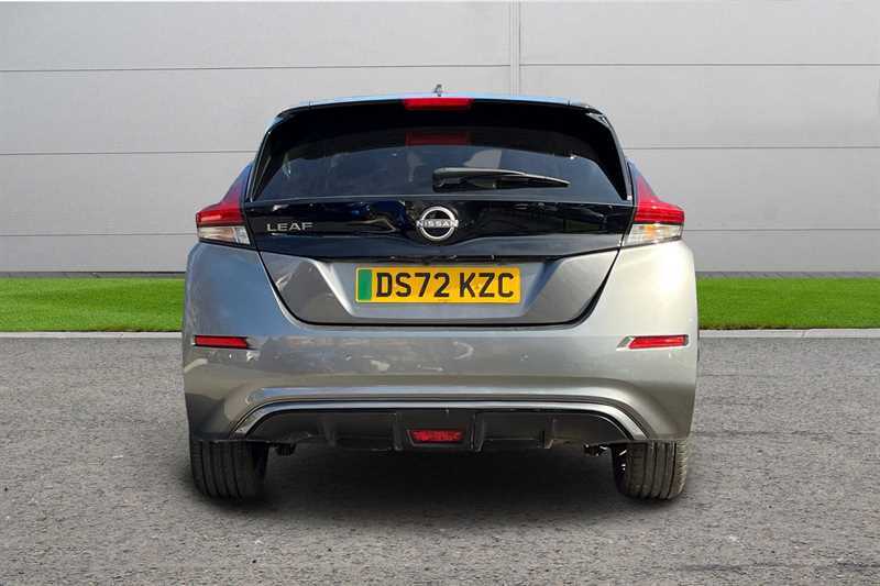 Nissan Leaf 110Kw N-connecta 39Kwh DS72KZC Grey #4