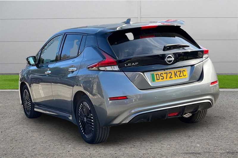 Nissan Leaf 110Kw N-connecta 39Kwh DS72KZC Grey #2