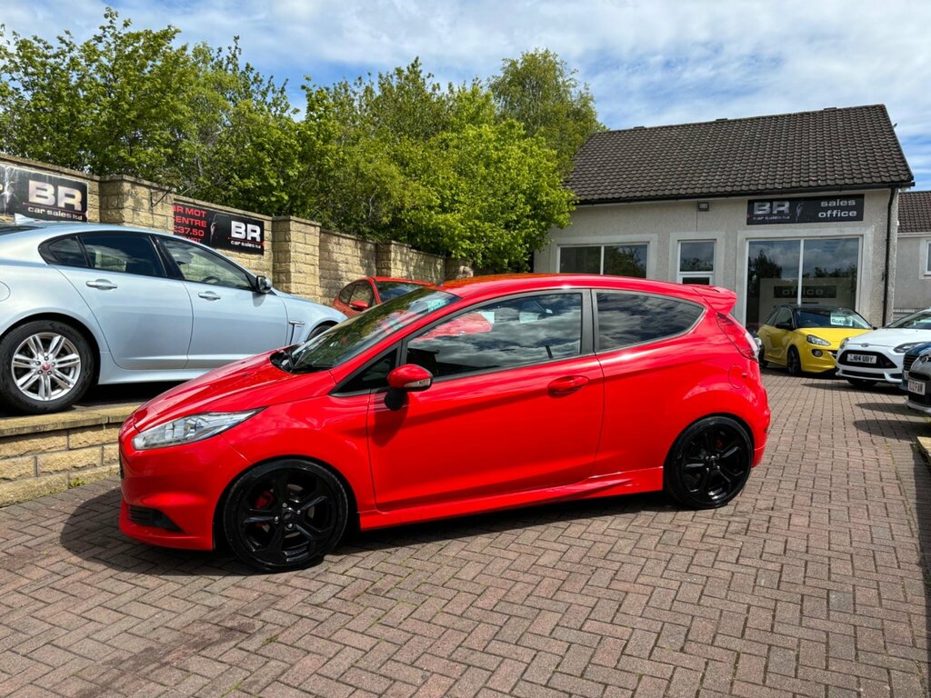 Ford Fiesta 1.6T Ecoboost St-3 Euro 6 AP16OMF Red #2