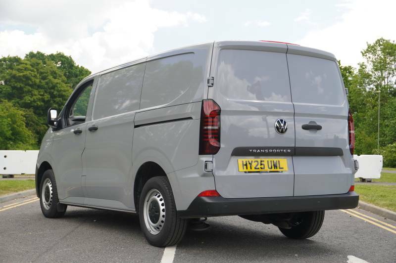 Volkswagen Transporter T32 Tdi 150 Van Commerce Swb - 25 HY25UWL Grey #3