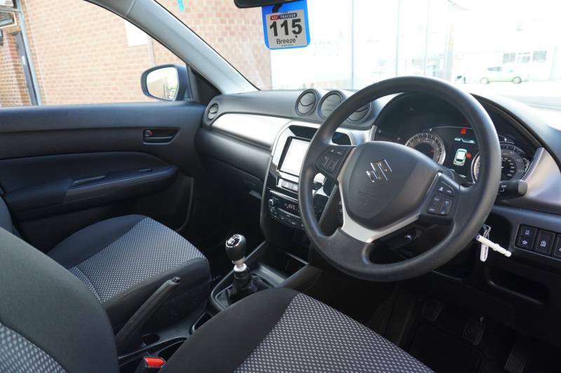 Suzuki Vitara Boosterjet 48V Hybrid Go - 2020 73 Blue #6