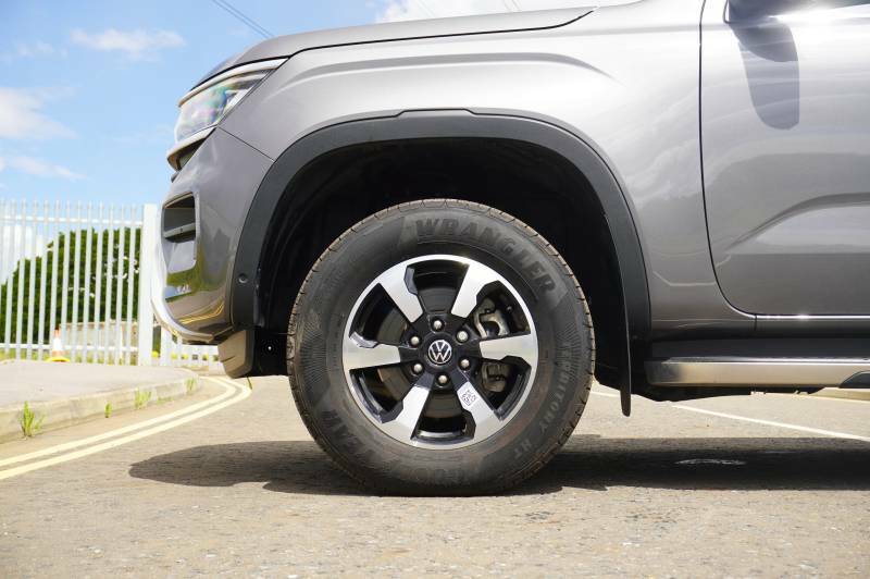 Volkswagen Amarok Dcab Pick Up Tdi 205 4Motion Style Swb - 2025 74 Grey #5