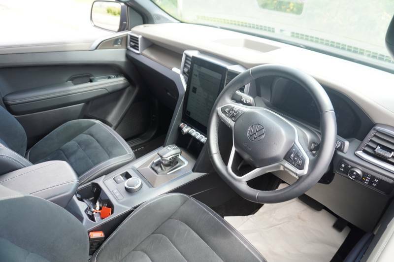 Volkswagen Amarok Dcab Pick Up Tdi 205 4Motion Style Swb - 2025 74 Grey #6