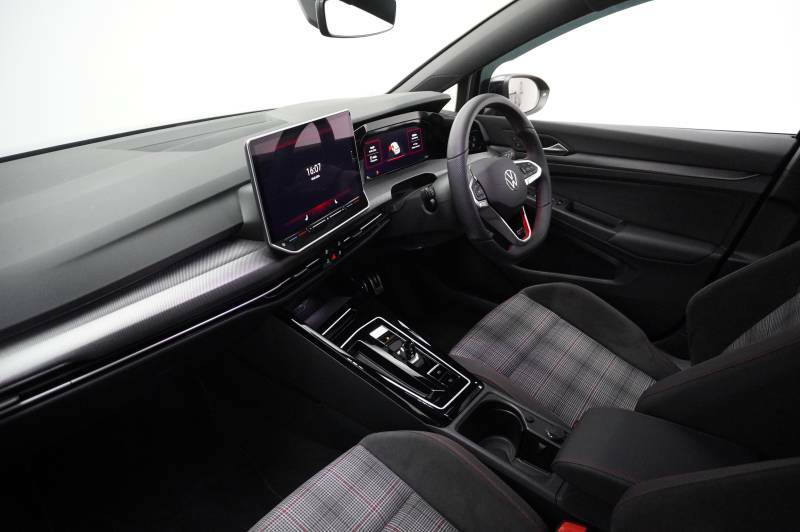 Volkswagen Golf Tsi 265 Dsg Gti - 2024 74 WV74XRA Black #2