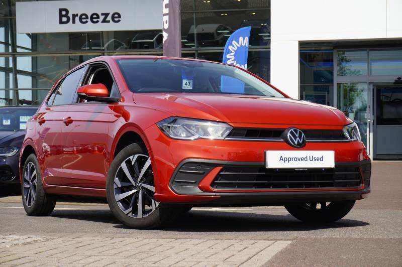 Volkswagen Polo Tsi Match - 2024 74 Red