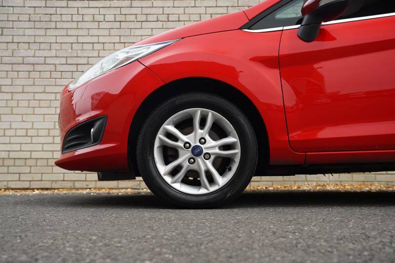 Ford Fiesta Ecoboost Zetec - 16 HF16YWK Red #5