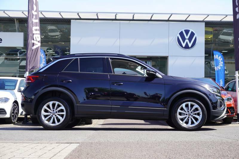 Volkswagen T-Roc Tsi Match - 2025 75 HF75RRO Black #4