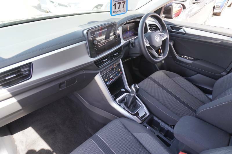 Volkswagen T-Roc Tsi Match - 2025 75 HF75RRO Black #2
