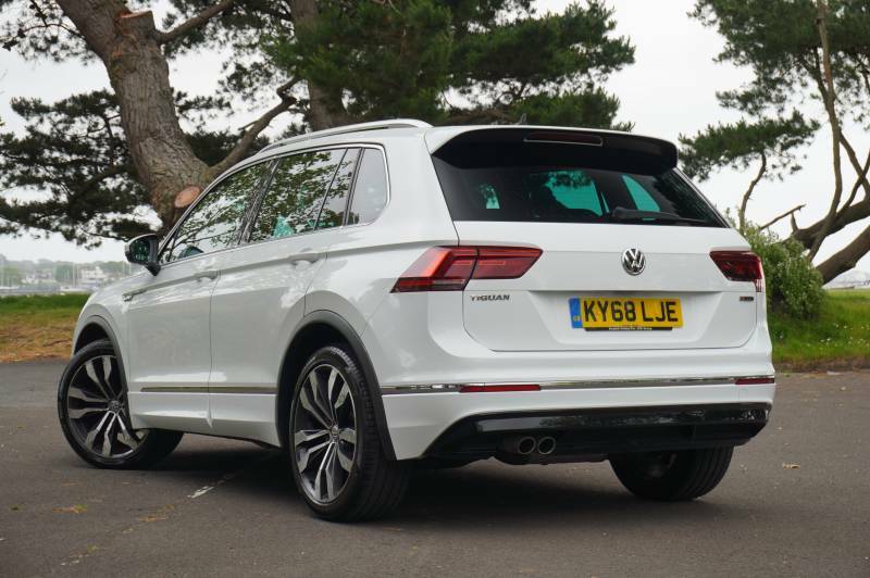 Volkswagen Tiguan Tdi 150 4Motion Dsg R-line Swb - 2017 68 KY68LJE White #3