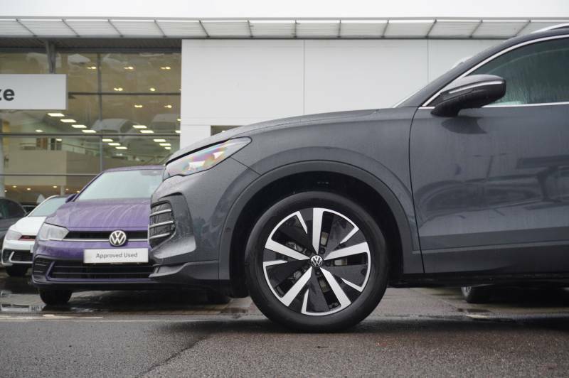 Volkswagen Tiguan Etsi 150 Dsg Elegance - 2025 HG75LJC Grey #5