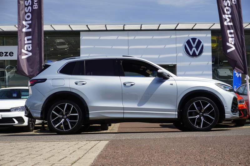 Volkswagen Tiguan Etsi 150 Dsg R-line - 2024 24 HG24UHU Silver #4