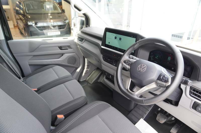 Volkswagen Transporter T30 Tdi 150 Van Commerce Pro Swb - 2025 25 YM25HXC Black #6