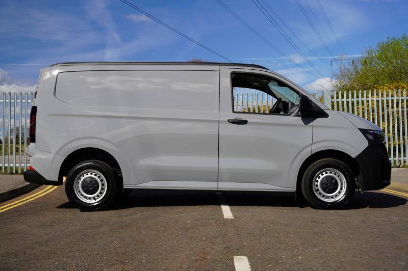 Volkswagen Transporter T30 Tdi 110 Van Commerce Swb - 2025 HT75AZF Grey #4