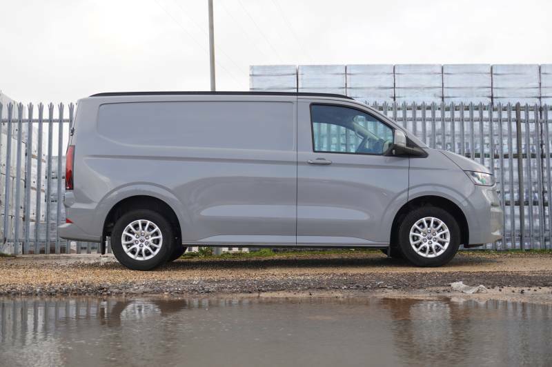 Volkswagen E-Transporter T32 65Kwh Van Commerce Pro Swb - 2025 25 Grey #4