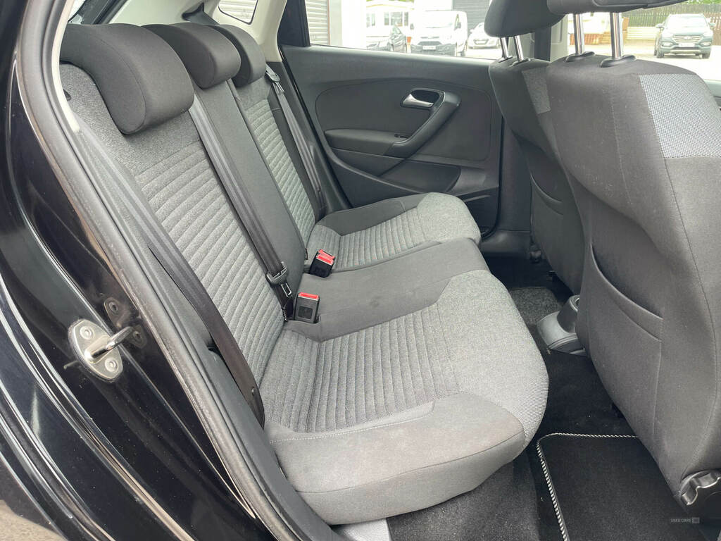 Volkswagen Polo 1.2 Tdi Se NHZ7842 Black #4