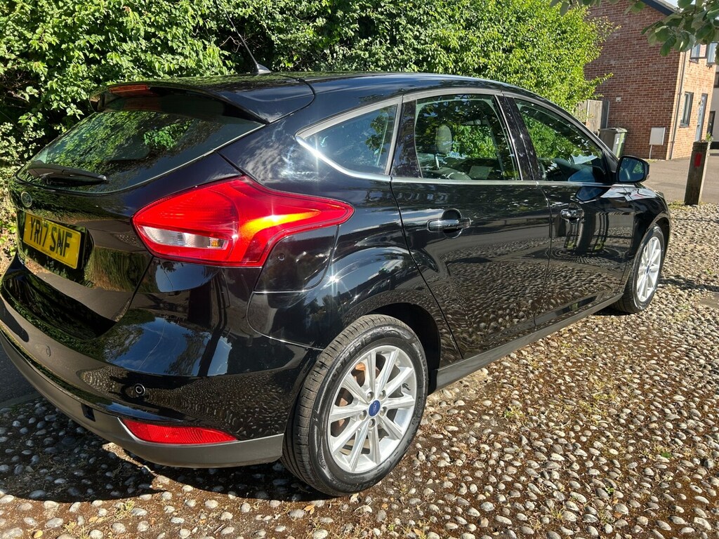 Ford Focus 1.0 Ecoboost 125 Titanium YR17SNF Black #5