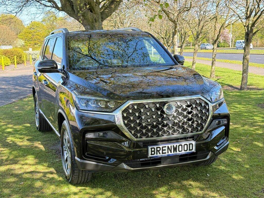 SsangYong Rexton 2.2D K30 Commercial 2 Seater Suv T-tron Black #2
