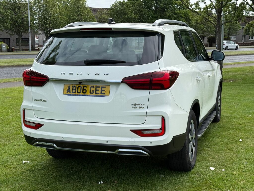 SsangYong Rexton 2.2D Ventura Suv T-tronic 4Wd Euro 6 2 White #5
