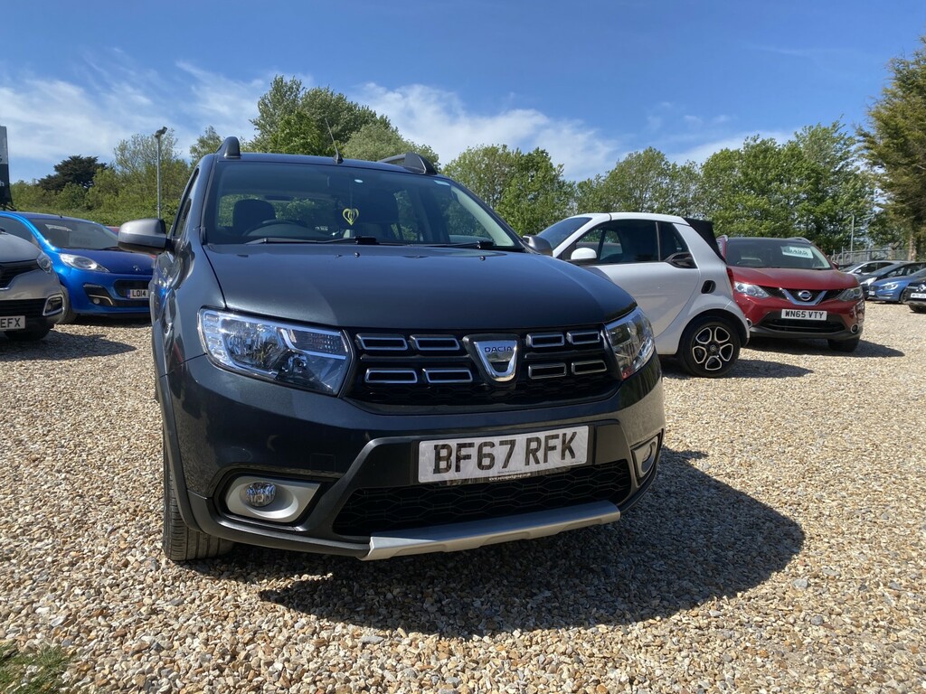 Dacia Sandero Stepway Hatchback 0.9 Stepway Laureate Tce 90 201767 Grey