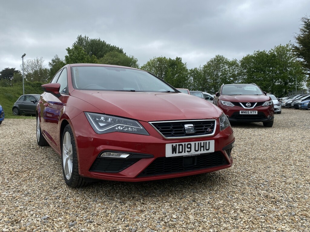 Seat Leon Hatchback 1.5 Tsi Evo Fr 2019 Red