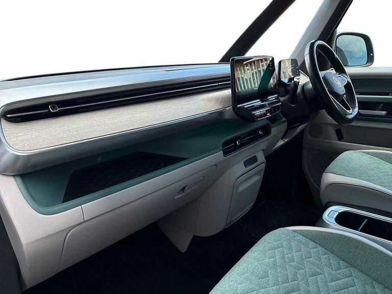 Volkswagen ID.Buzz 150Kw Style Pro 77Kwh DF73ZHV Silver #2