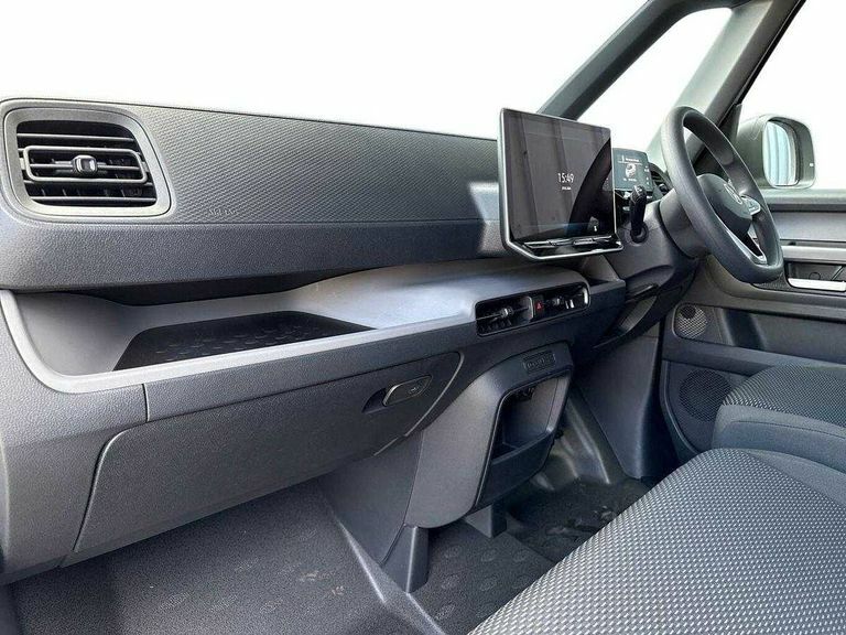 Volkswagen ID.Buzz 210Kw Commerce 79Kwh GD25FFY White #2