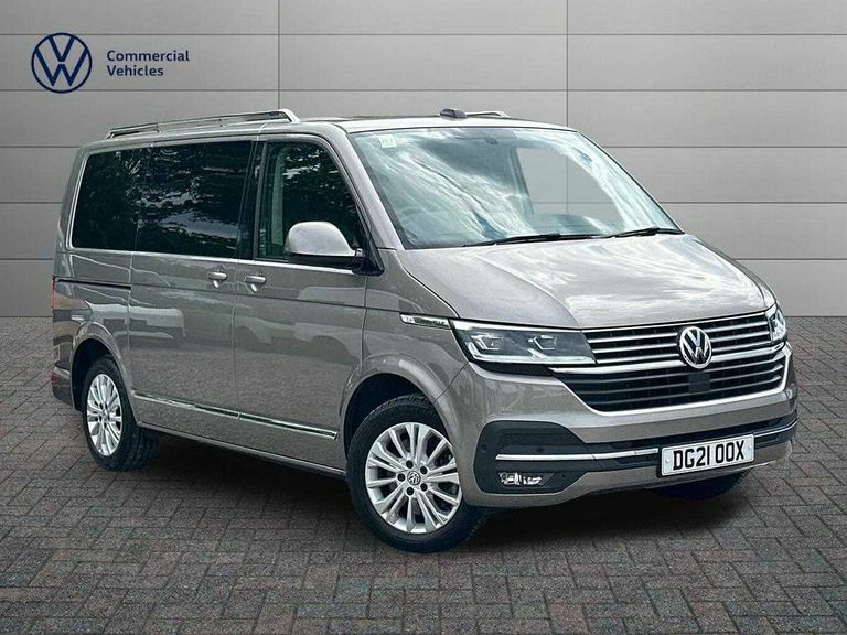 Volkswagen Caravelle 2.0 Tdi Executive 204 Dsg Beige