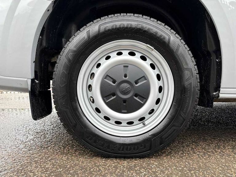 Volkswagen E-Transporter 100Kw 65Kwh Commerce Plus Van KY75OVN Grey #5
