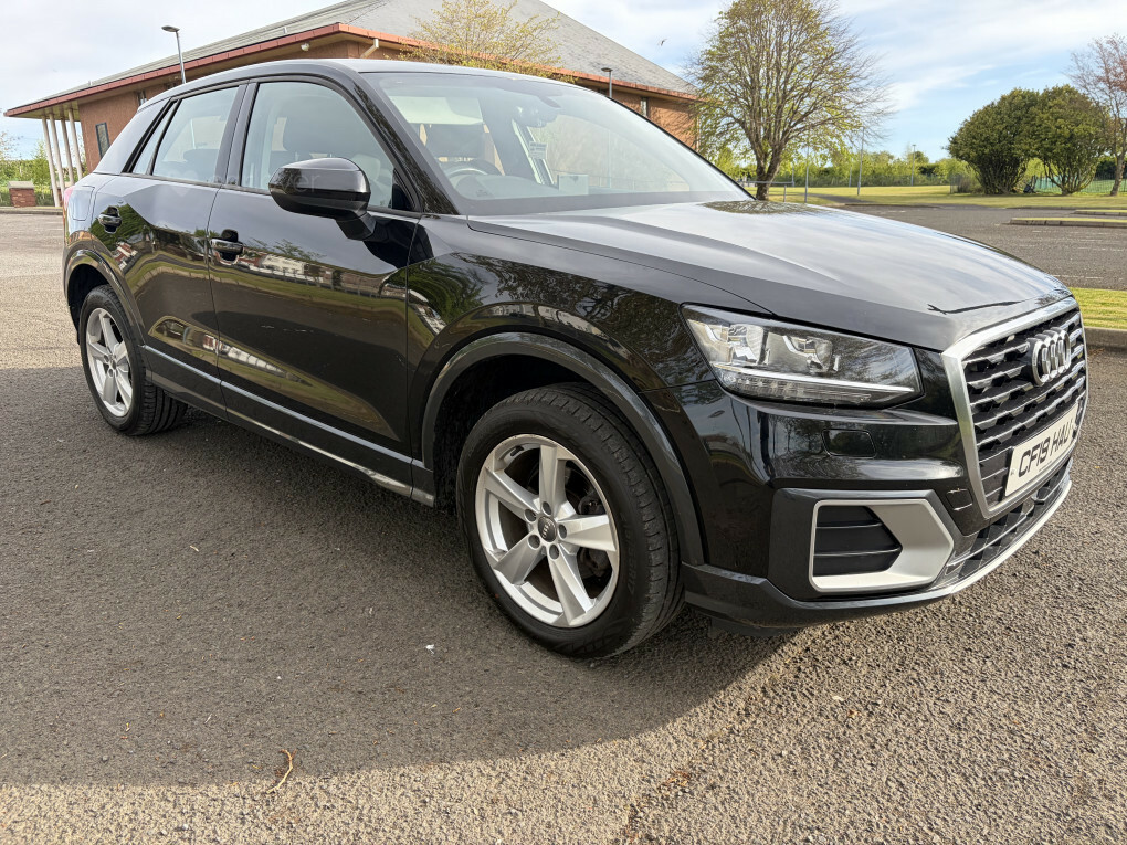 Audi Q2 Sport 30 Tdi CF19HAU Black #4