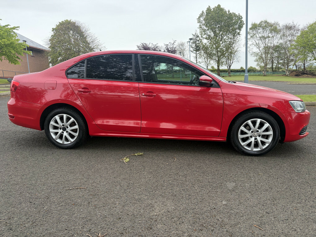 Volkswagen Jetta Se Bluemotion Technology Tdi MT12WCU  #4