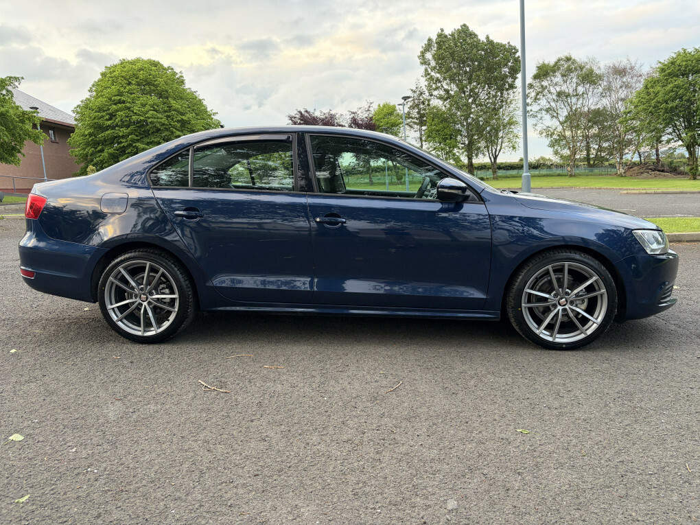Volkswagen Jetta Se Bluemotion Technology Tdi  #3