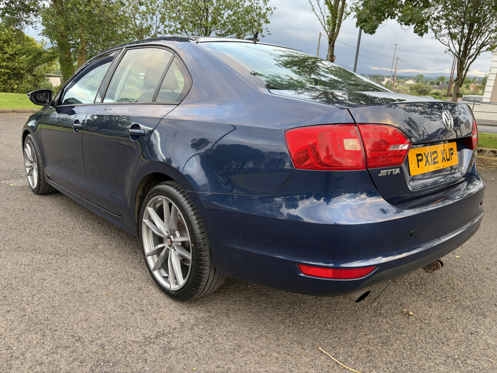 Volkswagen Jetta Saloon Silver #9